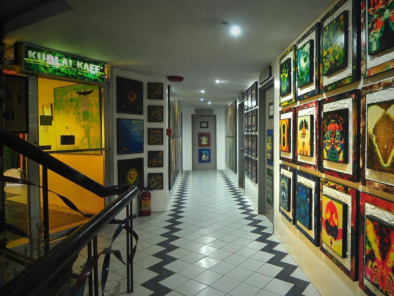 Oyo 200 Ponce Suites Art Hotel Davao City Exterior foto