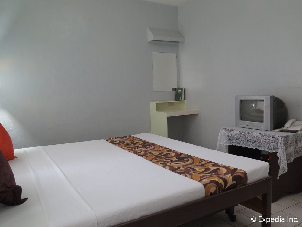 Oyo 200 Ponce Suites Art Hotel Davao City Exterior foto