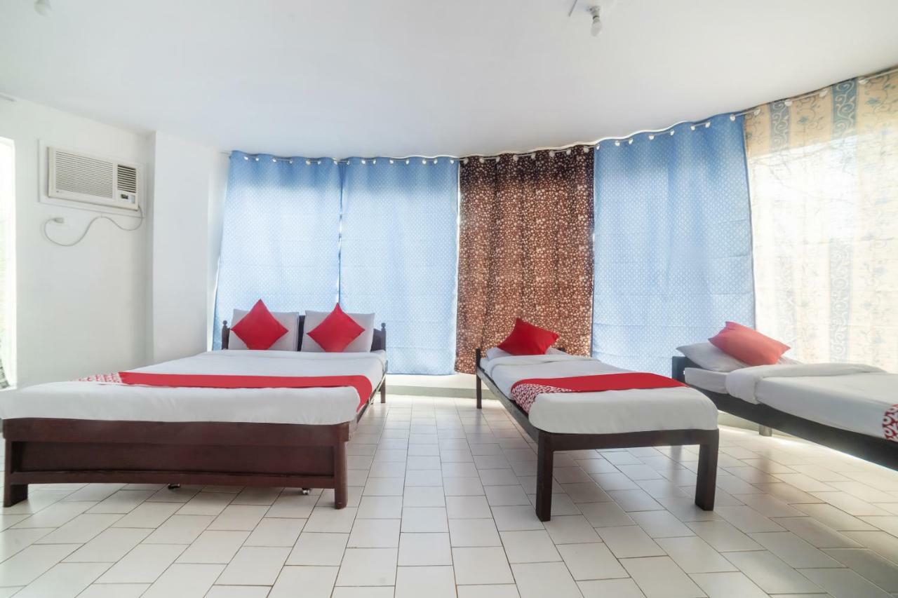 Oyo 200 Ponce Suites Art Hotel Davao City Exterior foto
