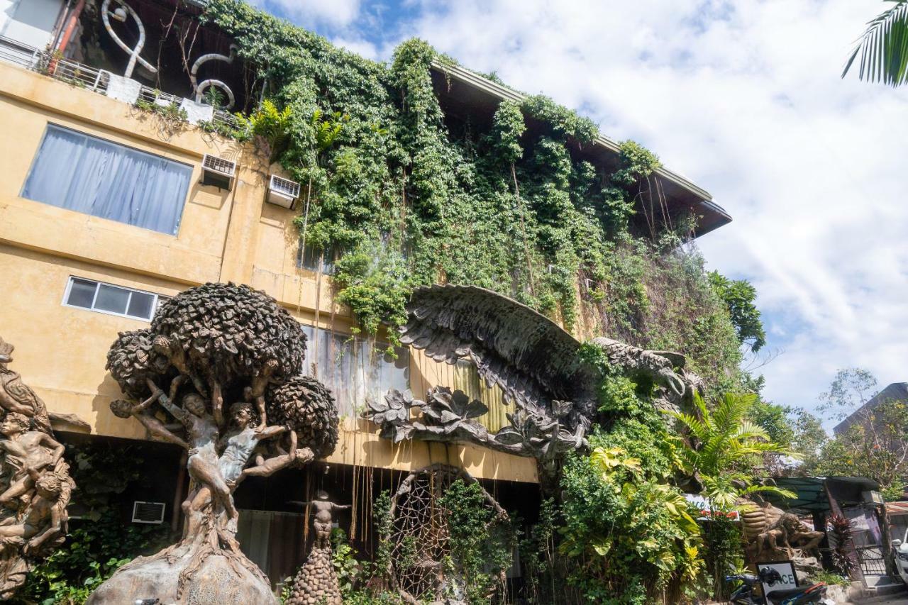 Oyo 200 Ponce Suites Art Hotel Davao City Exterior foto